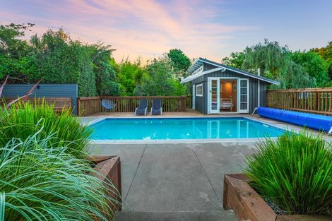 Photo of property in 39 Kamara Road, Glen Eden, Auckland, 0602