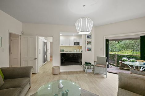 Photo of property in 38 Brooklands Road, Brooklands, New Plymouth, 4310