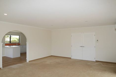 Photo of property in 63a Ngaio Road, Waikanae, 5036