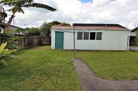 Photo of property in 13 Cranberry Place, Bucklands Beach, Auckland, 2012