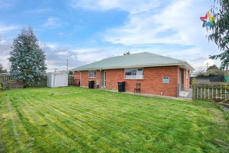 Photo of property in 6 Manse Street, Edendale, 9825