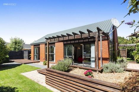 Photo of property in 20 Lavandula Crescent, Burnside, Christchurch, 8042