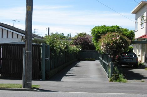 Photo of property in 116a Avonhead Road, Avonhead, Christchurch, 8042