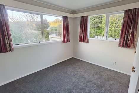 Photo of property in 54 Dominion Park Street, Johnsonville, Wellington, 6037