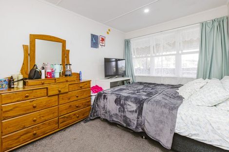 Photo of property in 3 Corsair Crescent, Mangere, Auckland, 2022