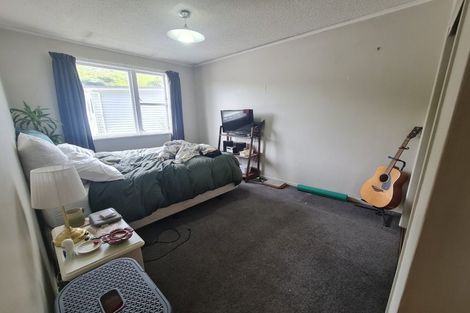 Photo of property in 7 Chaucer Way, Karori, Wellington, 6012