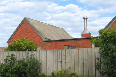 Photo of property in 28 Welland Place, Island Bay, Wellington, 6023