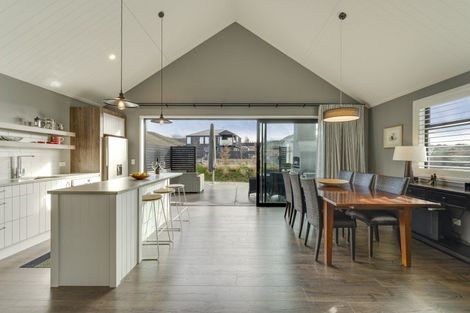 Photo of property in 7 Hatters Lane, Mount Pisa, 9383