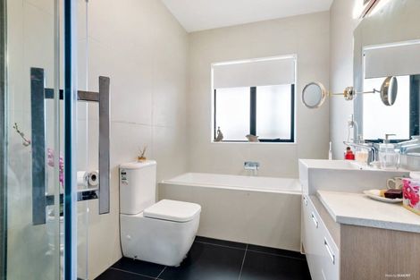 Photo of property in 21 Woodridge Drive, Stanmore Bay, Whangaparaoa, 0932