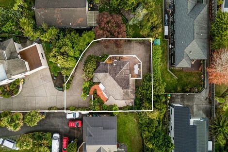 Photo of property in 2/24 Carlisle Road, Browns Bay, Auckland, 0630