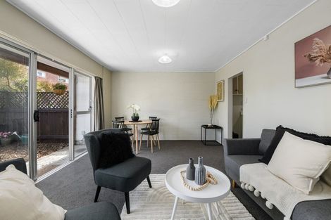 Photo of property in 8b Montgomery Crescent, Clouston Park, Upper Hutt, 5018