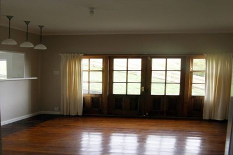 Photo of property in 24 Imperial Terrace, Melrose, Wellington, 6022