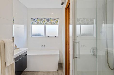 Photo of property in 16 Herbs Place, Cashmere, Christchurch, 8022