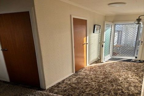 Photo of property in 48 Kings Crescent, Hutt Central, Lower Hutt, 5010