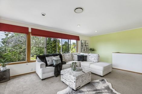 Photo of property in 264 Titirangi Road, Titirangi, Auckland, 0604