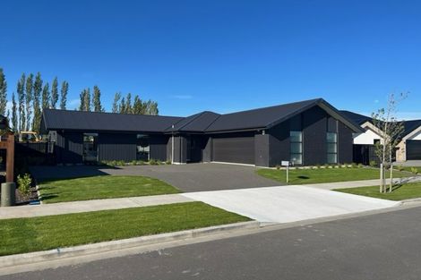 Photo of property in 17 Mcquillan Avenue, Woodend, 7610