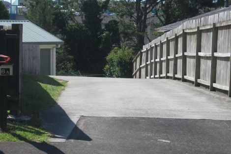 Photo of property in 1/6 Mulberry Place, Glenfield, Auckland, 0629