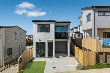 Photo of property in 28 Adamson Road, Flat Bush, Auckland, 2019