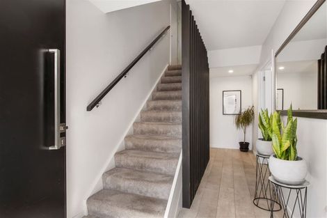 Photo of property in 2a Wairarapa Terrace, Merivale, Christchurch, 8014