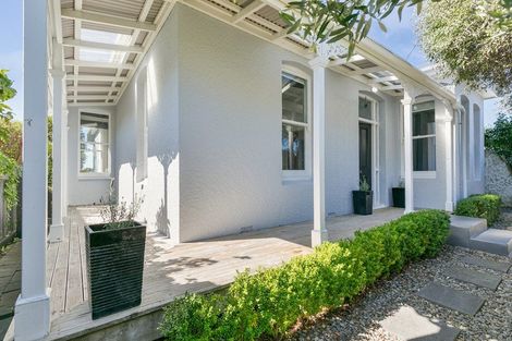 Photo of property in 39 Tanera Crescent, Brooklyn, Wellington, 6021