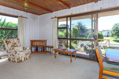 Photo of property in 207 Marie Crescent, Whangamata, 3620