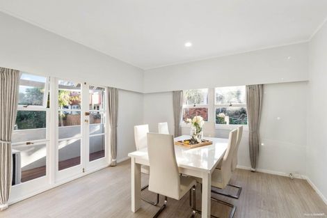 Photo of property in 1/22 Northumberland Avenue, Belmont, Auckland, 0622