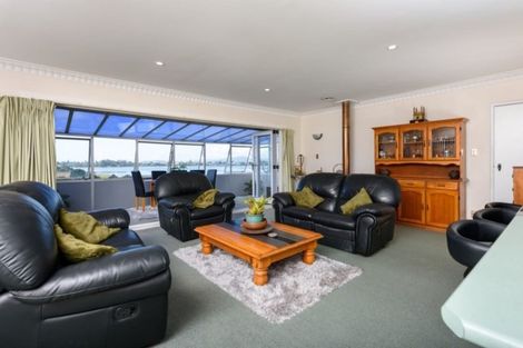 Photo of property in 1 Coach Drive, Otumoetai, Tauranga, 3110