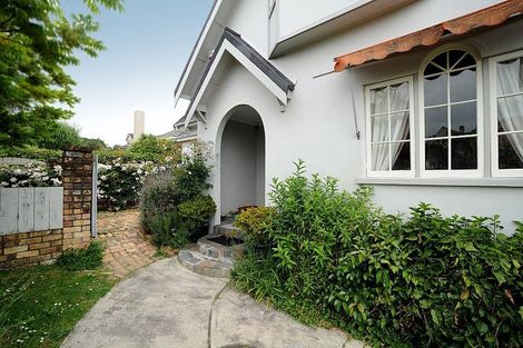 Photo of property in 31 Selwyn Avenue, Mission Bay, Auckland, 1071