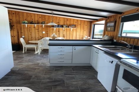 Photo of property in 6 Vela Place, Clarks Beach, 2122