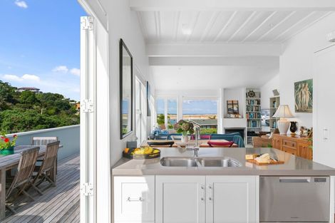 Photo of property in 57 Wintle Street, Mangawhai Heads, Mangawhai, 0505