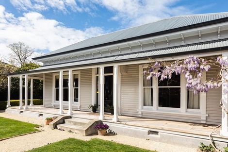 Photo of property in 42 Holly Road, St Albans, Christchurch, 8014