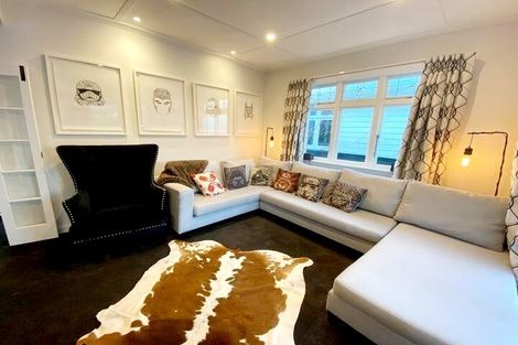 Photo of property in 10 Plunket Avenue, Petone, Lower Hutt, 5012