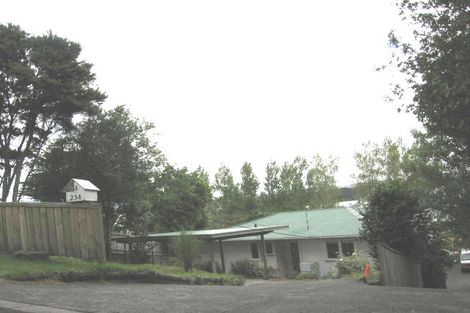 Photo of property in 1/234 Sunset Road, Windsor Park, Auckland, 0632