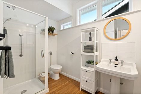 Photo of property in 55 Cashmere Avenue, Khandallah, Wellington, 6035