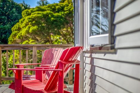 Photo of property in 13 Long Beach Road, Russell, 0202