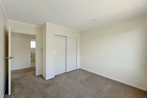 Photo of property in 58 Knightsbridge Drive, Forrest Hill, Auckland, 0620