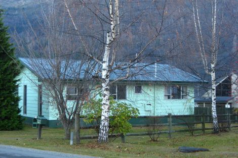 Photo of property in 23 Centennial Avenue, Arrowtown, 9302