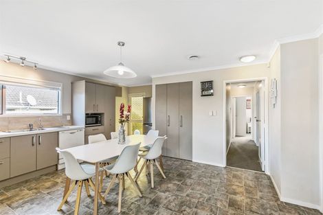 Photo of property in 4 Galvan Avenue, Sunnyhills, Auckland, 2010