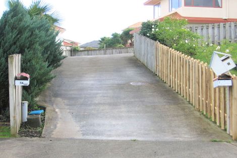 Photo of property in 7 Figtree Terrace, Goodwood Heights, Auckland, 2105