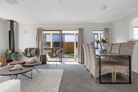 Photo of property in 329c Oceanbeach Road, Mount Maunganui, 3116