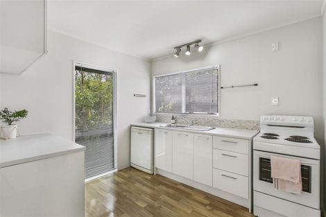 Photo of property in 1/16 Kintara Drive, Massey, Auckland, 0614