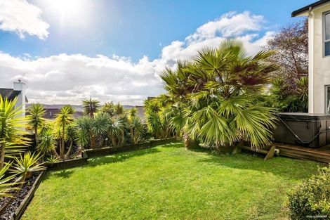 Photo of property in 68 Oakway Drive, Schnapper Rock, Auckland, 0632