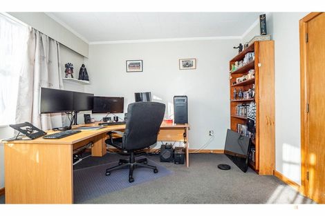 Photo of property in 12 Grasmere Street, Waimataitai, Timaru, 7910