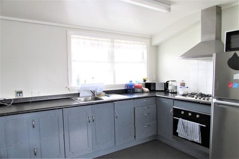 Photo of property in 1/21 Randwick Crescent, Moera, Lower Hutt, 5010