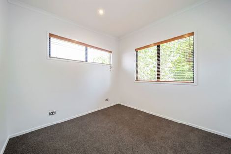 Photo of property in 2/28 Bayly Road, Moturoa, New Plymouth, 4310