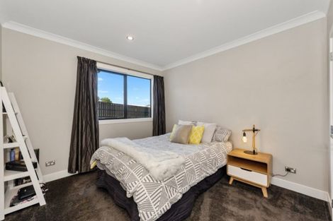 Photo of property in 16 Rigg Place, Flagstaff, Hamilton, 3210