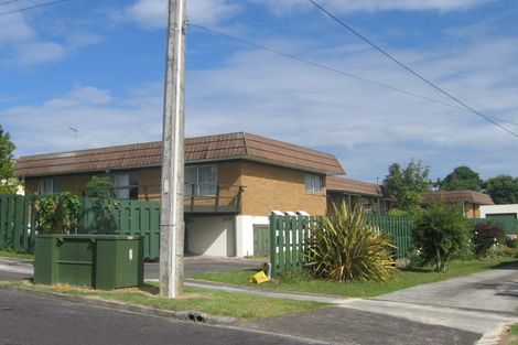Photo of property in 4/94 Lynwood Road, New Lynn, Auckland, 0600