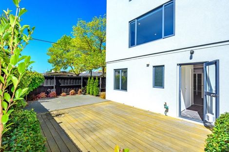 Photo of property in 2/49 Bishop Street, St Albans, Christchurch, 8014