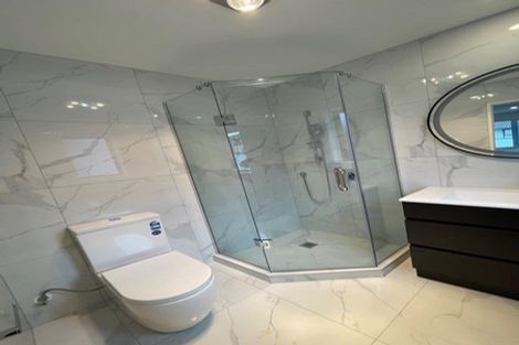 Photo of property in 3a De Quincey Terrace, Highland Park, Auckland, 2010