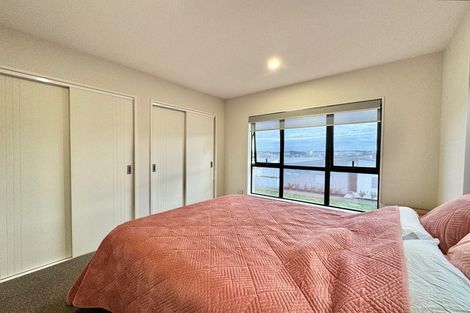 Photo of property in 24 Parahau Road, Papakura, 2110